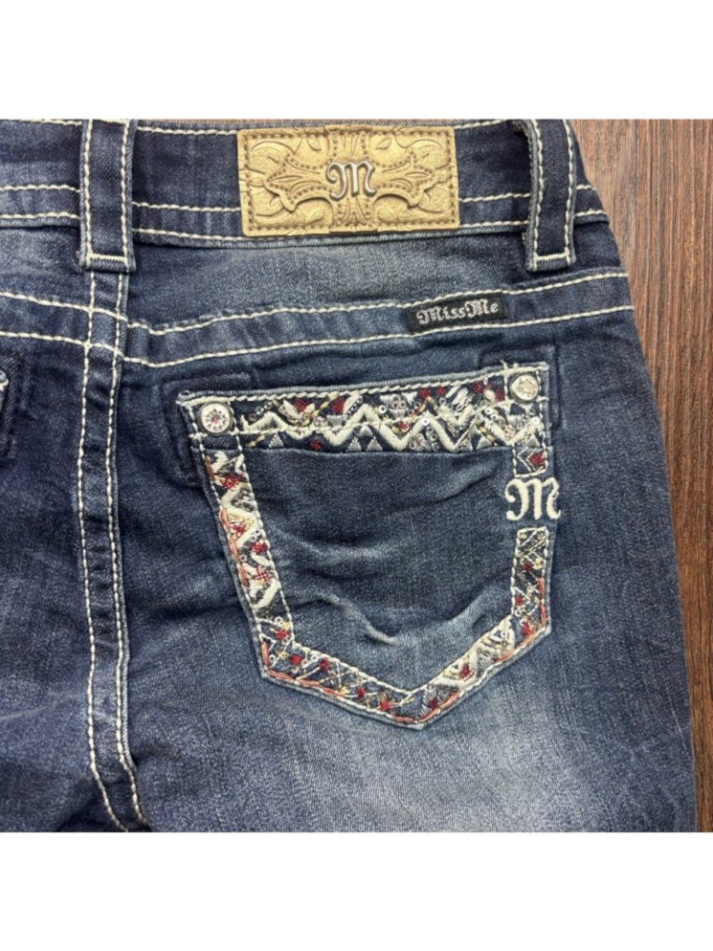 Miss Me L Bootcut Jeans Embellished Sequins Dark Wash Women’s Size 27 - Picture 11 of 12